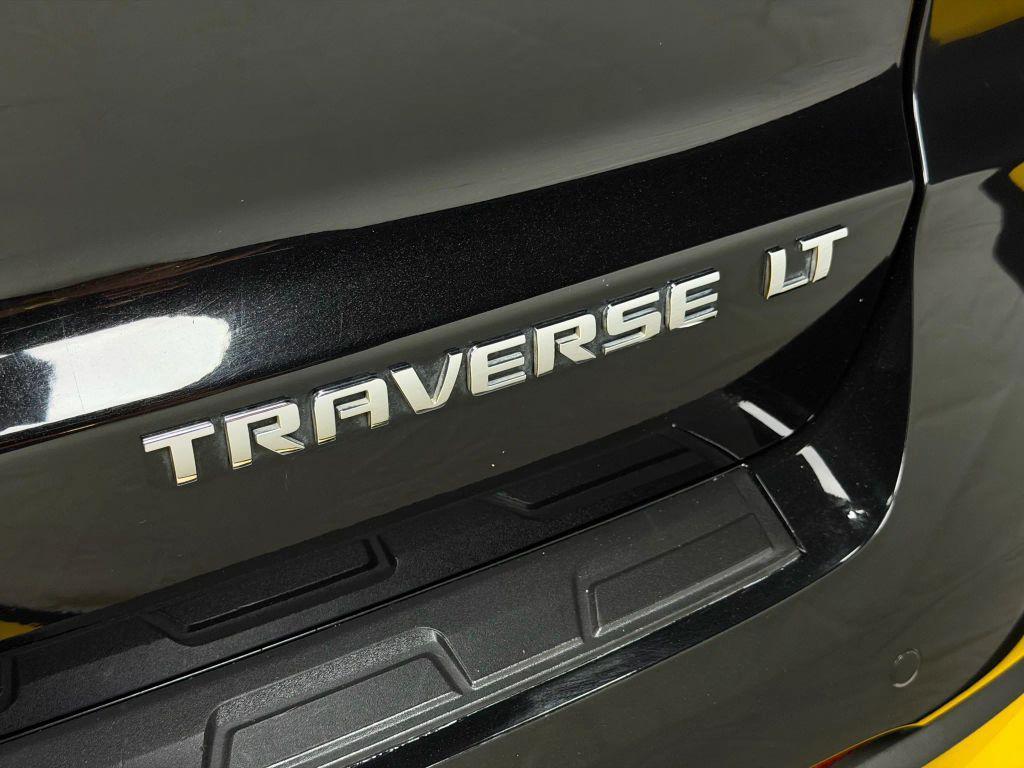 used 2016 Chevrolet Traverse car, priced at $11,997