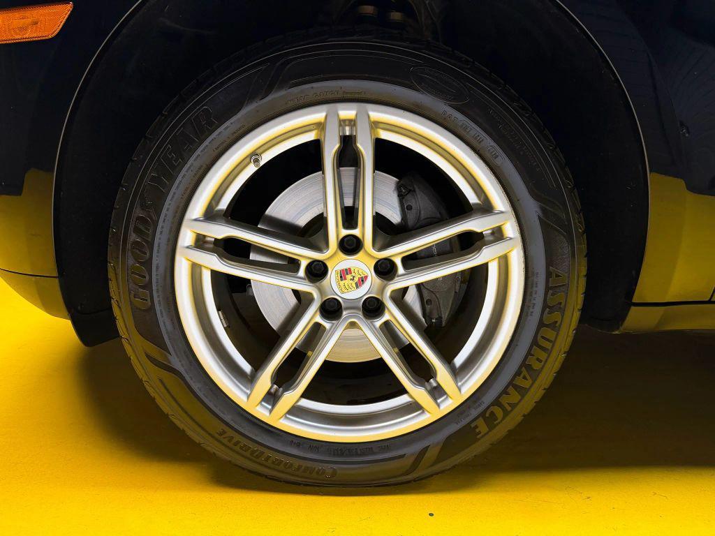 used 2018 Porsche Macan car, priced at $19,997