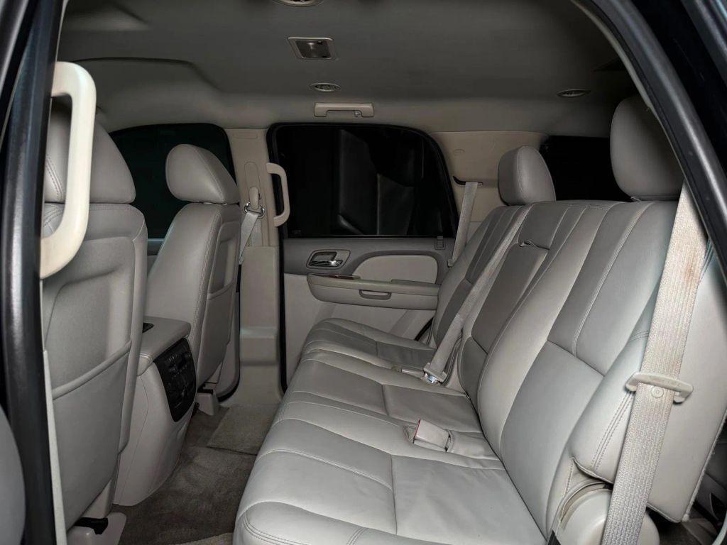 used 2014 GMC Yukon car, priced at $13,997