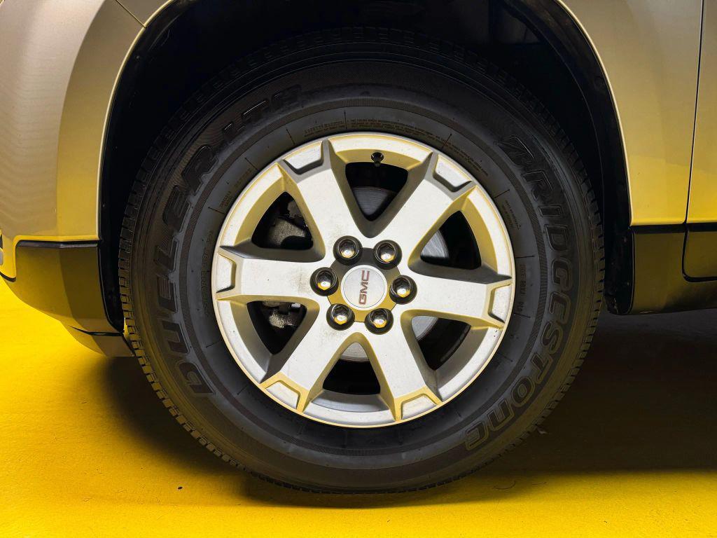 used 2013 GMC Acadia car, priced at $8,997