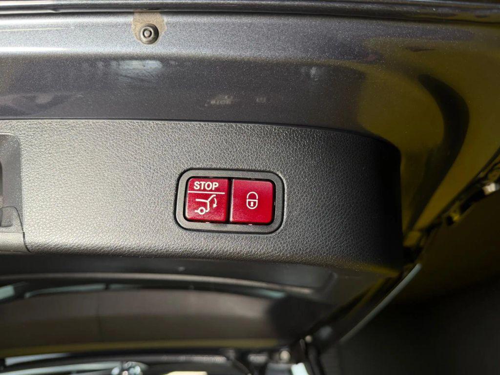used 2015 Mercedes-Benz GL-Class car, priced at $15,500