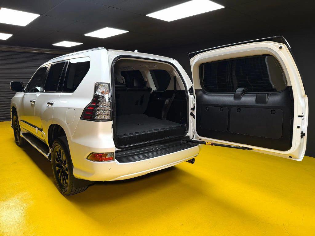 used 2014 Lexus GX 460 car, priced at $18,900