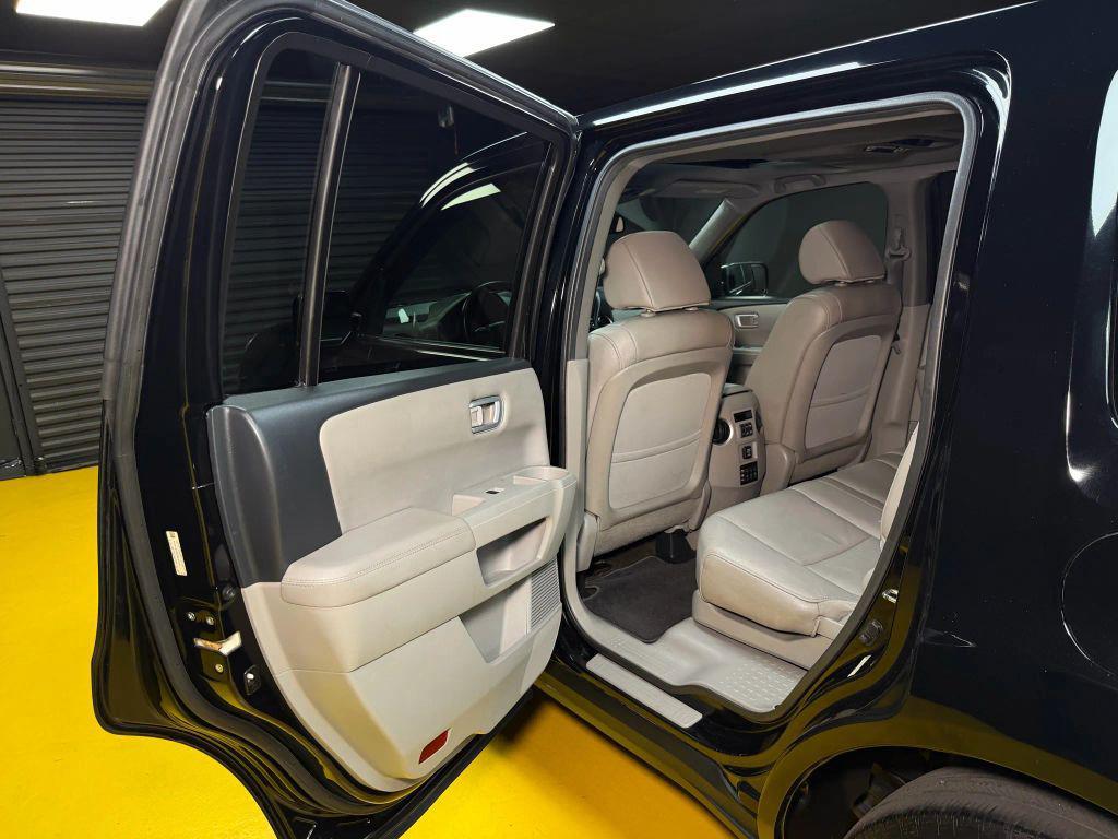 used 2013 Honda Pilot car, priced at $14,997