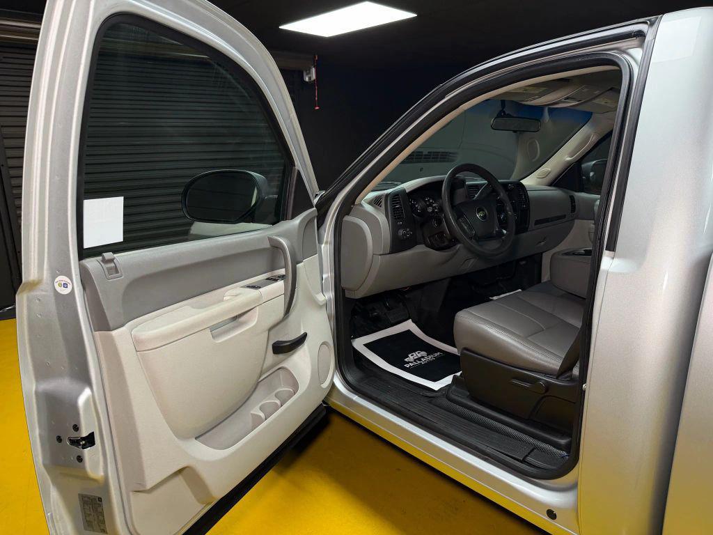 used 2013 Chevrolet Silverado 1500 car, priced at $11,997