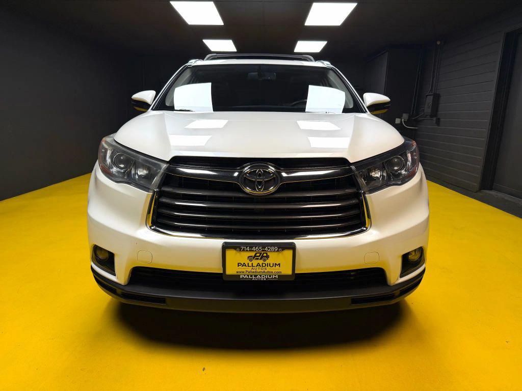 used 2016 Toyota Highlander car, priced at $18,500