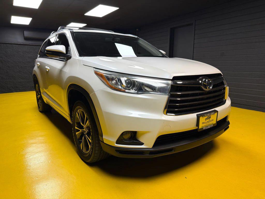used 2016 Toyota Highlander car, priced at $18,500