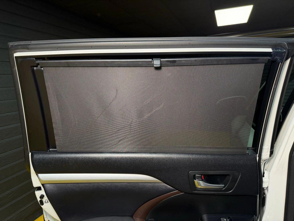 used 2016 Toyota Highlander car, priced at $18,500