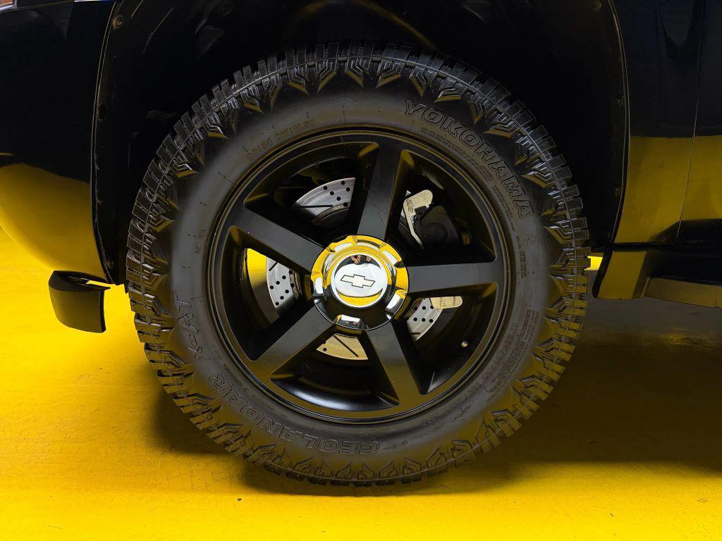 used 2013 Chevrolet Avalanche car, priced at $19,997