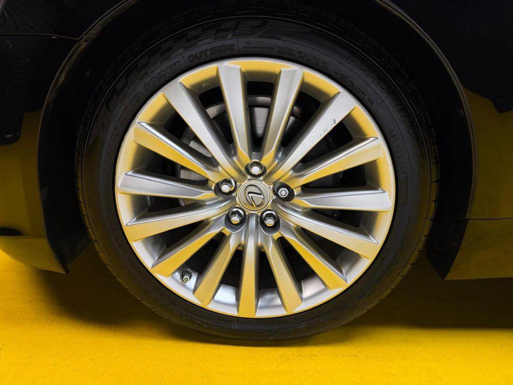 used 2013 Lexus LS 460 car, priced at $21,500