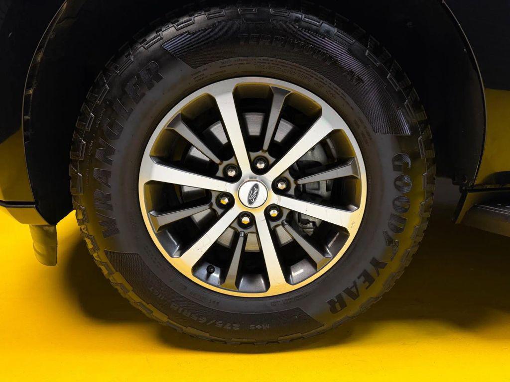 used 2019 Ford Expedition car, priced at $19,997