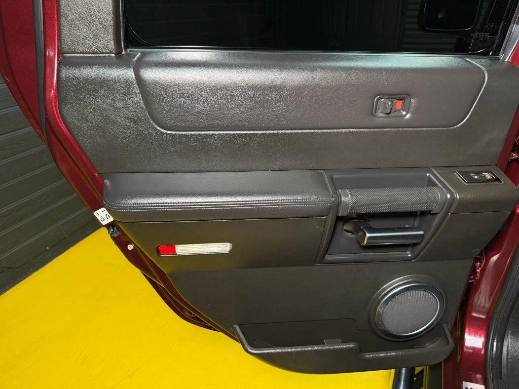 used 2006 Hummer H2 car, priced at $19,500