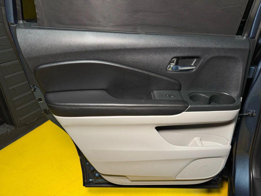 used 2016 Honda Pilot car, priced at $15,900