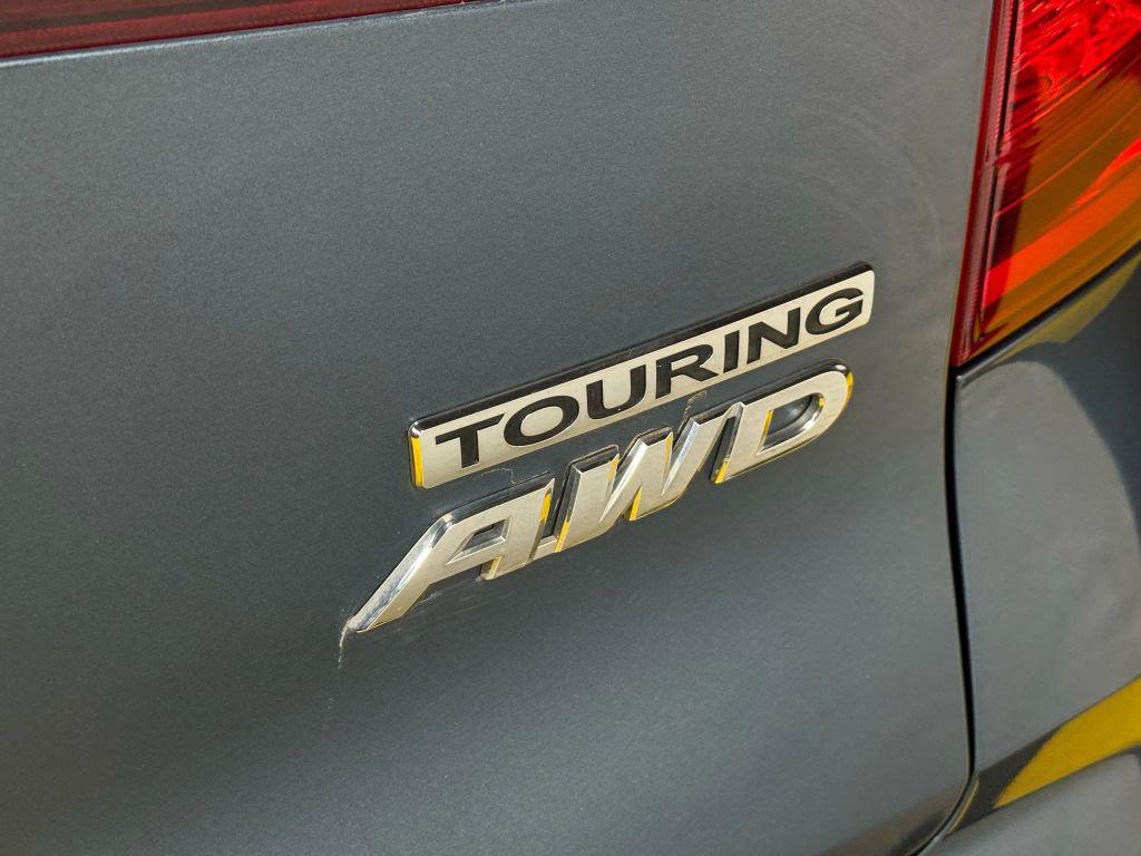 used 2016 Honda Pilot car, priced at $15,900