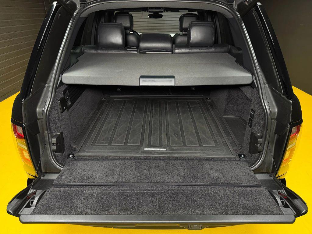 used 2020 Land Rover Range Rover car, priced at $32,900