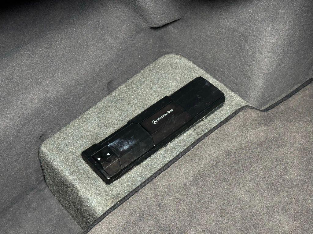 used 2000 Mercedes-Benz E-Class car, priced at $16,500