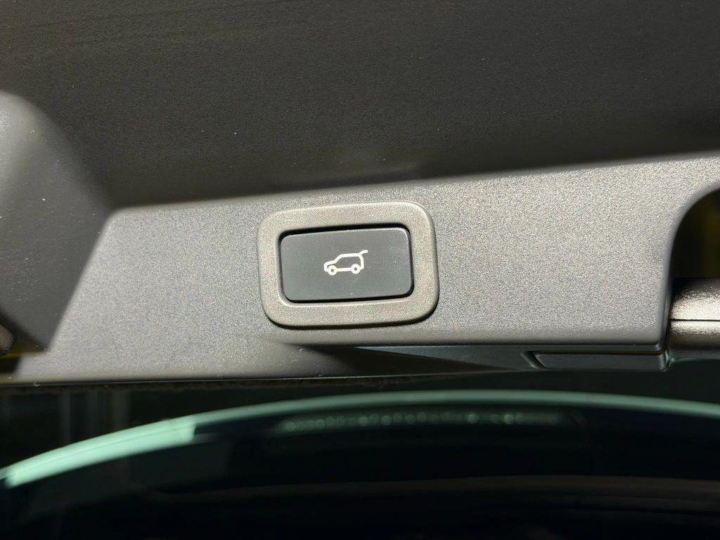 used 2014 Land Rover Range Rover Sport car, priced at $16,997