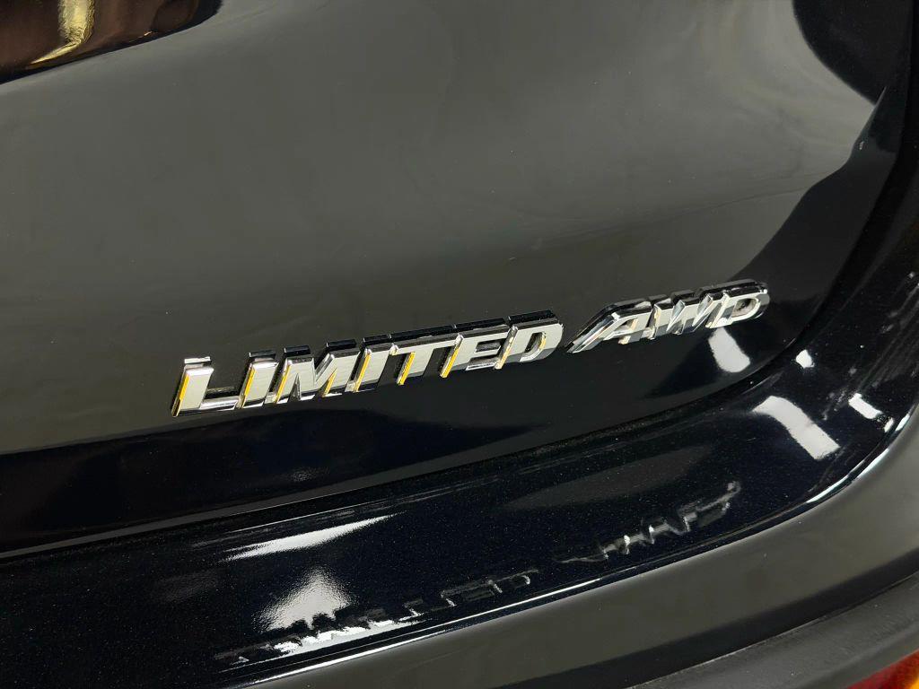 used 2015 Toyota Highlander car, priced at $19,500