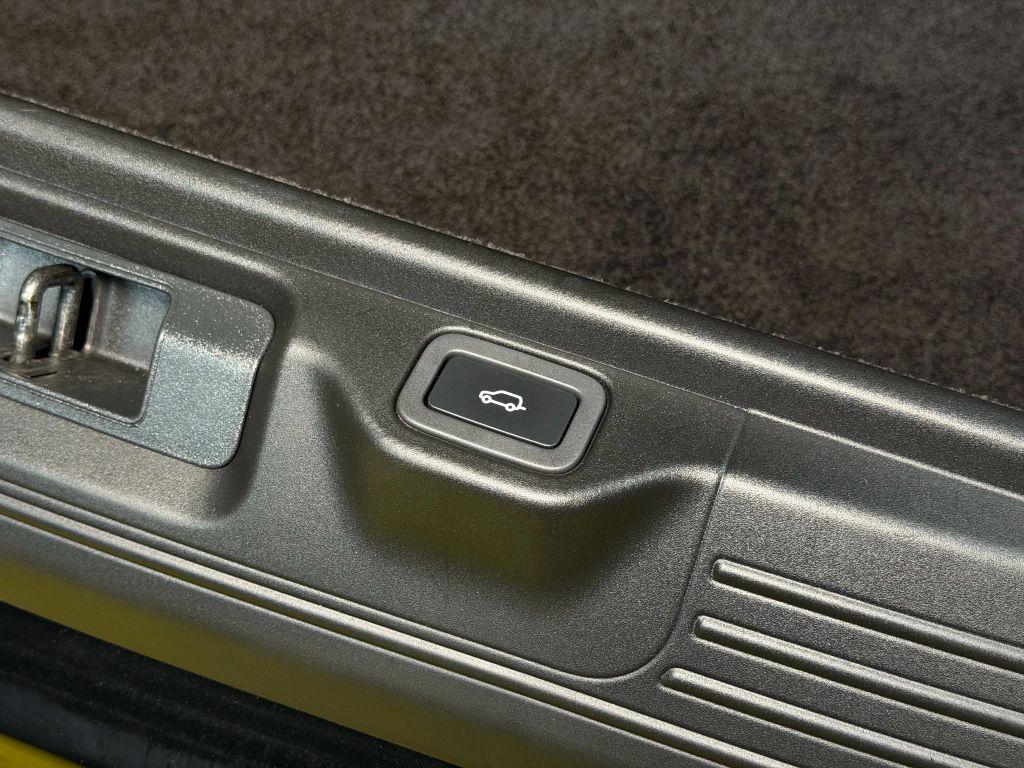 used 2014 Land Rover Range Rover car, priced at $16,500