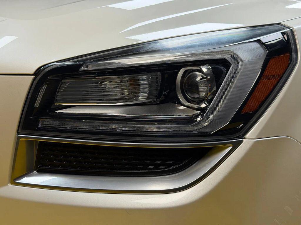 used 2013 GMC Acadia car, priced at $10,750