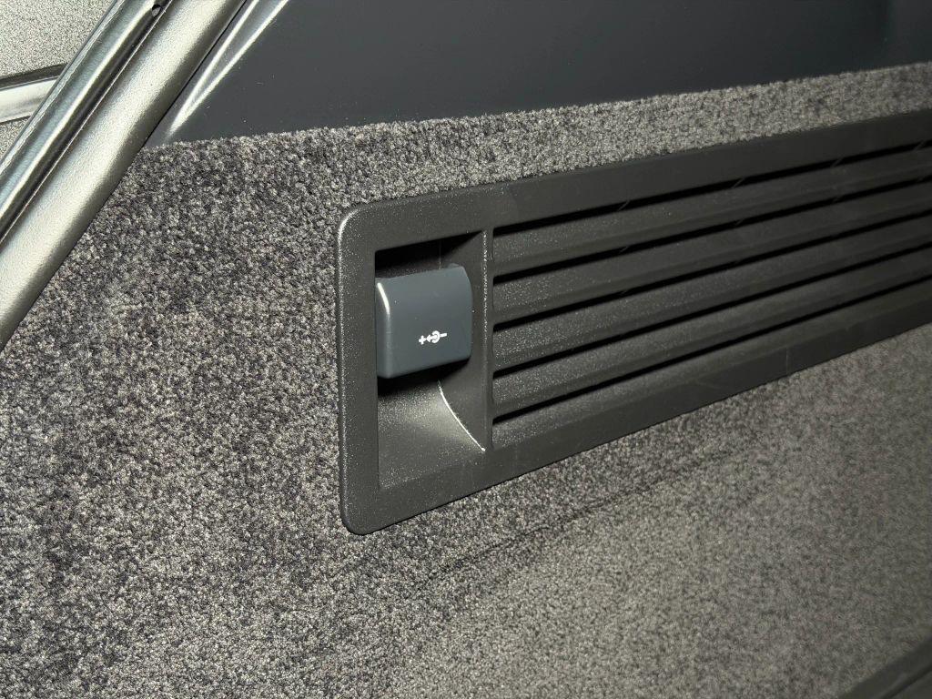 used 2016 Land Rover Range Rover car, priced at $19,500