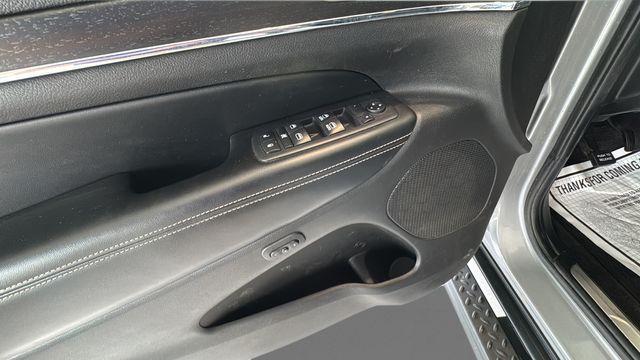 used 2017 Jeep Grand Cherokee car, priced at $7,999