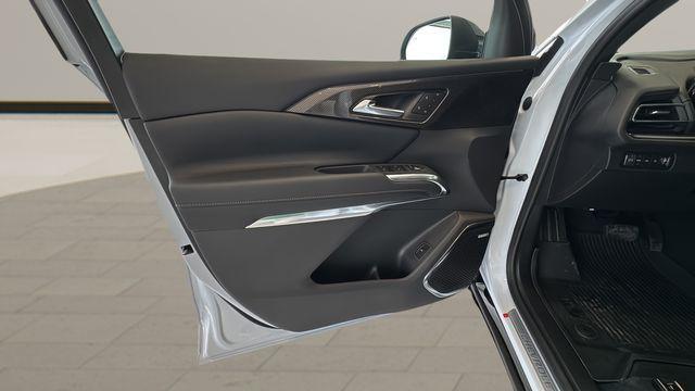 new 2026 Chevrolet Traverse car, priced at $55,830