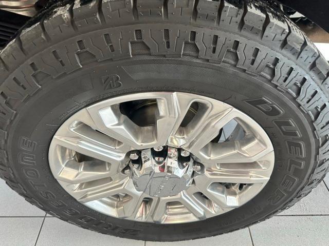 used 2022 GMC Sierra 2500 car, priced at $46,169