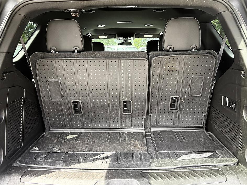 used 2022 Chevrolet Tahoe car, priced at $45,674