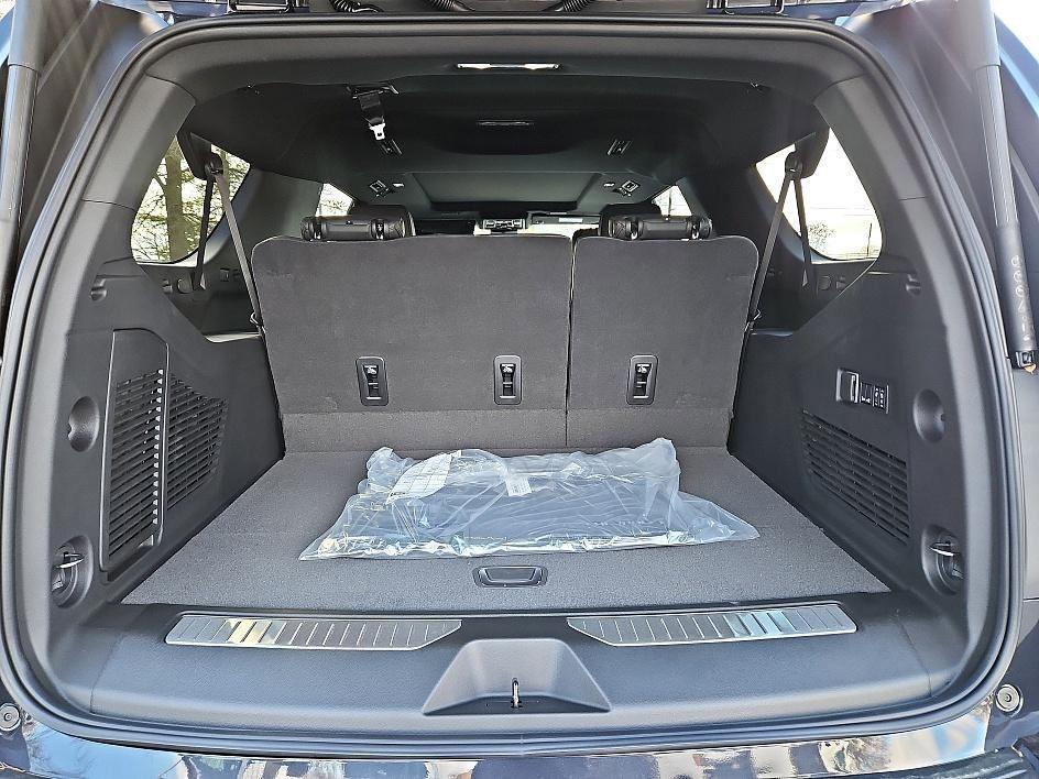 new 2026 Chevrolet Suburban car, priced at $87,085