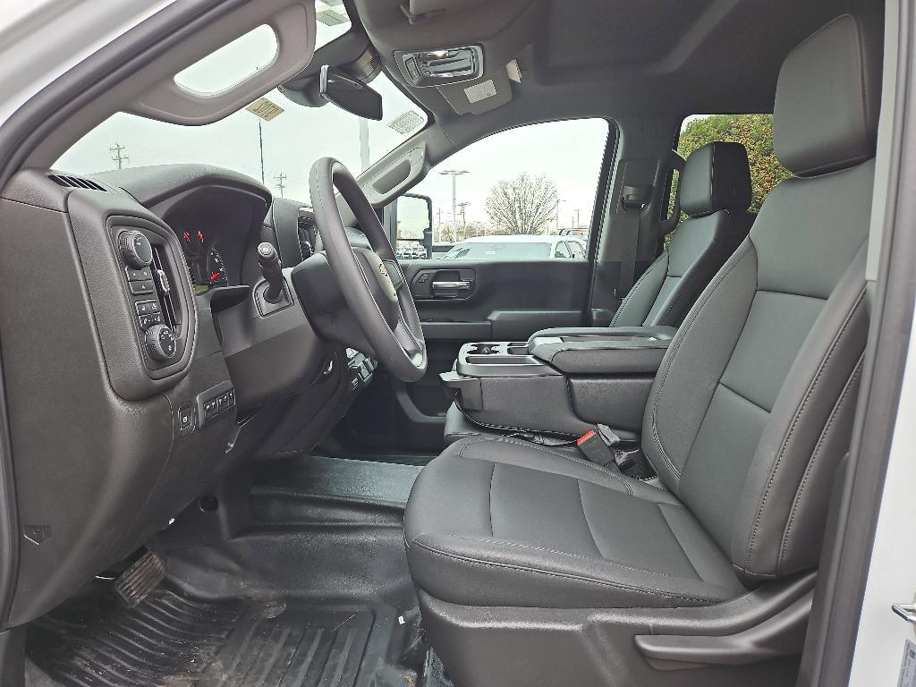 new 2025 Chevrolet Silverado 2500 car, priced at $68,157