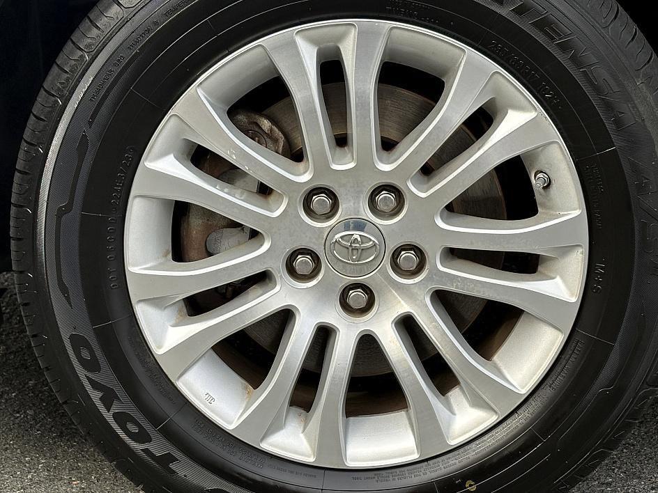 used 2016 Toyota Sienna car, priced at $13,886