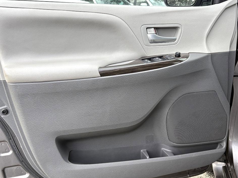used 2016 Toyota Sienna car, priced at $13,886