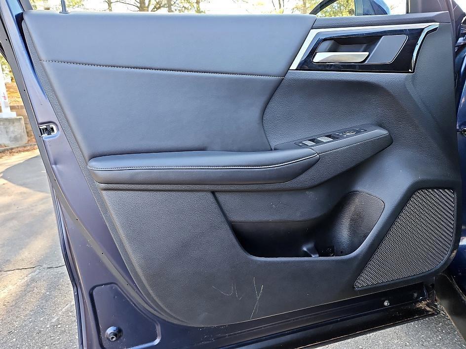 used 2024 Mitsubishi Outlander car, priced at $21,986