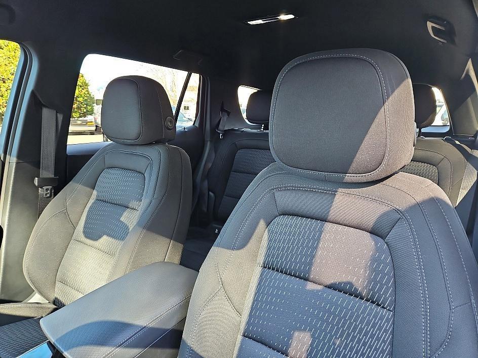 new 2026 Chevrolet Equinox car, priced at $25,345