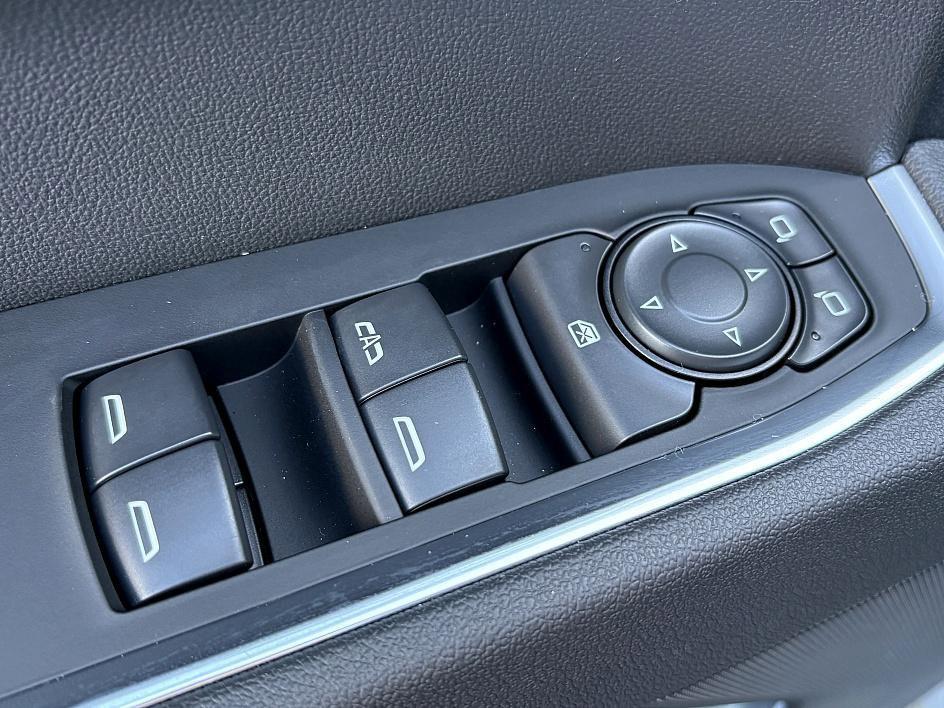 new 2026 Chevrolet Silverado 1500 car, priced at $42,589