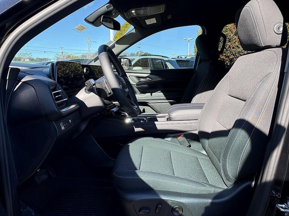 new 2026 Chevrolet Traverse car, priced at $36,279