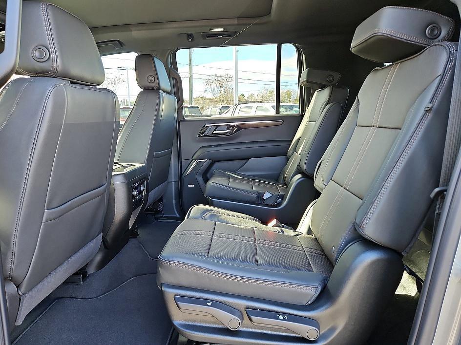 new 2026 Chevrolet Suburban car, priced at $87,384