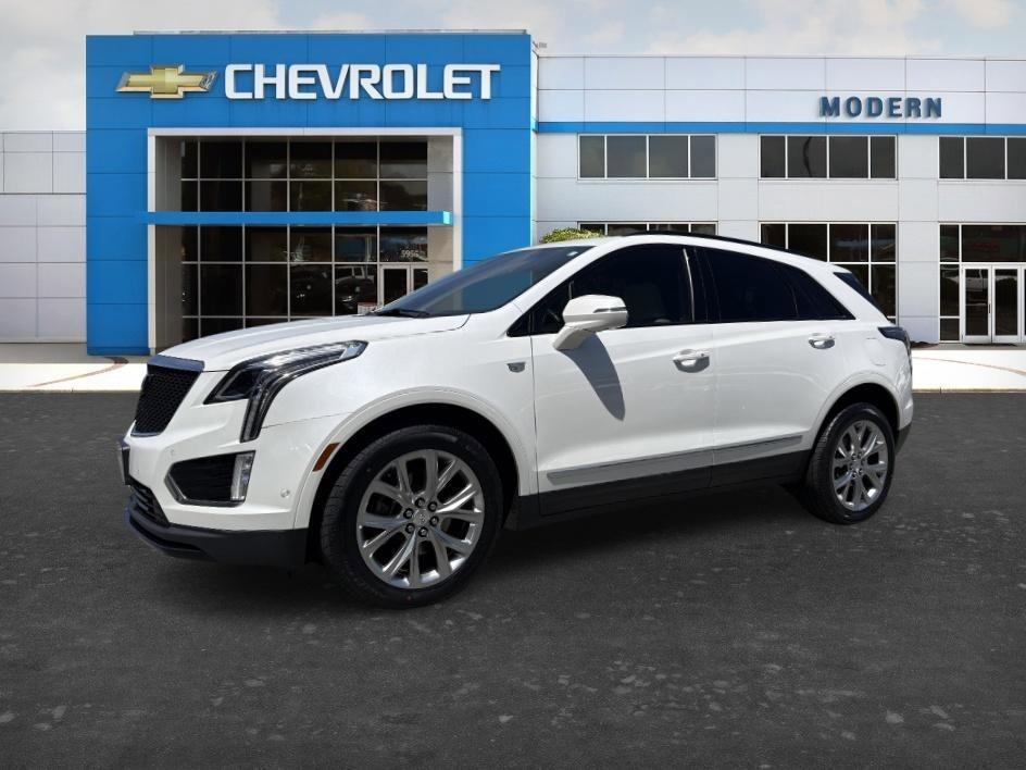 used 2021 Cadillac XT5 car, priced at $27,592