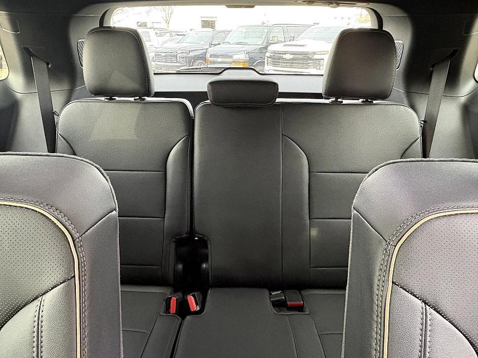 new 2026 Chevrolet Traverse car, priced at $48,344