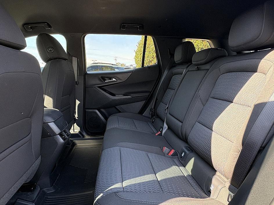 new 2026 Chevrolet Equinox car, priced at $25,740