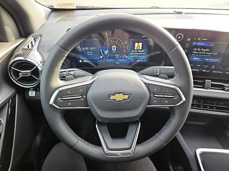 new 2026 Chevrolet Equinox car, priced at $25,740