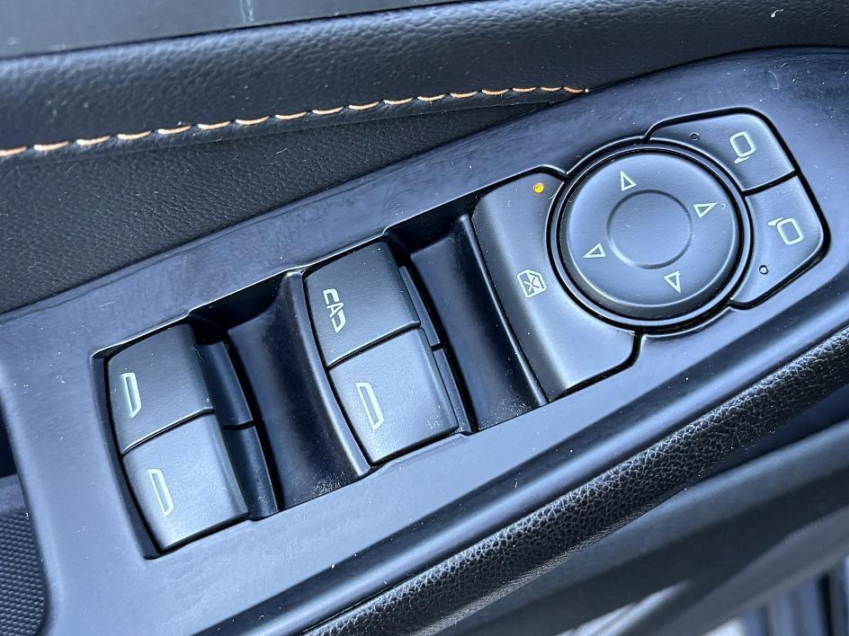 used 2021 Chevrolet Traverse car, priced at $16,987