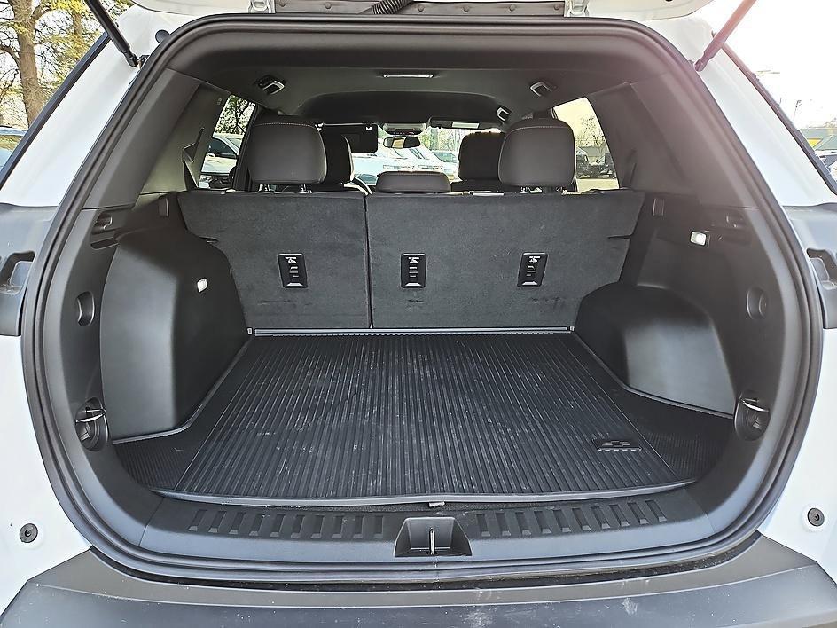 new 2026 Chevrolet Equinox car, priced at $24,995