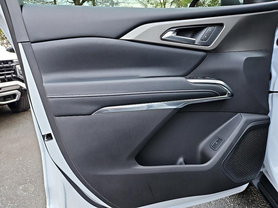 new 2026 Chevrolet Traverse car, priced at $36,790