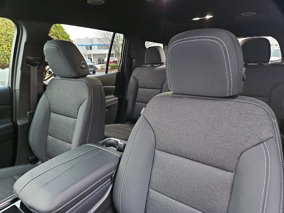 new 2026 Chevrolet Traverse car, priced at $36,790