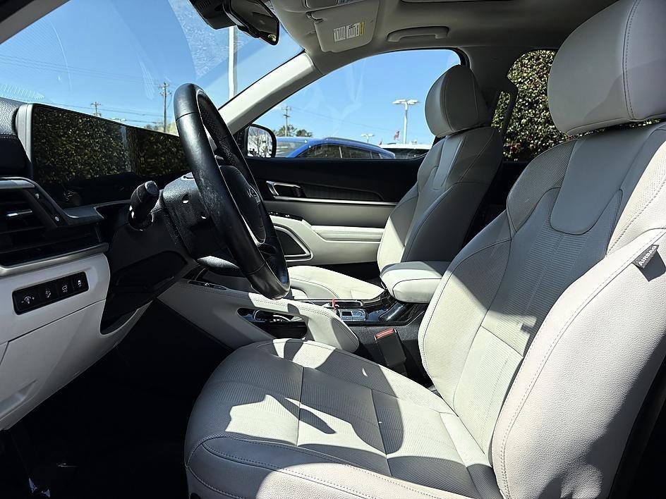used 2023 Kia Telluride car, priced at $32,811