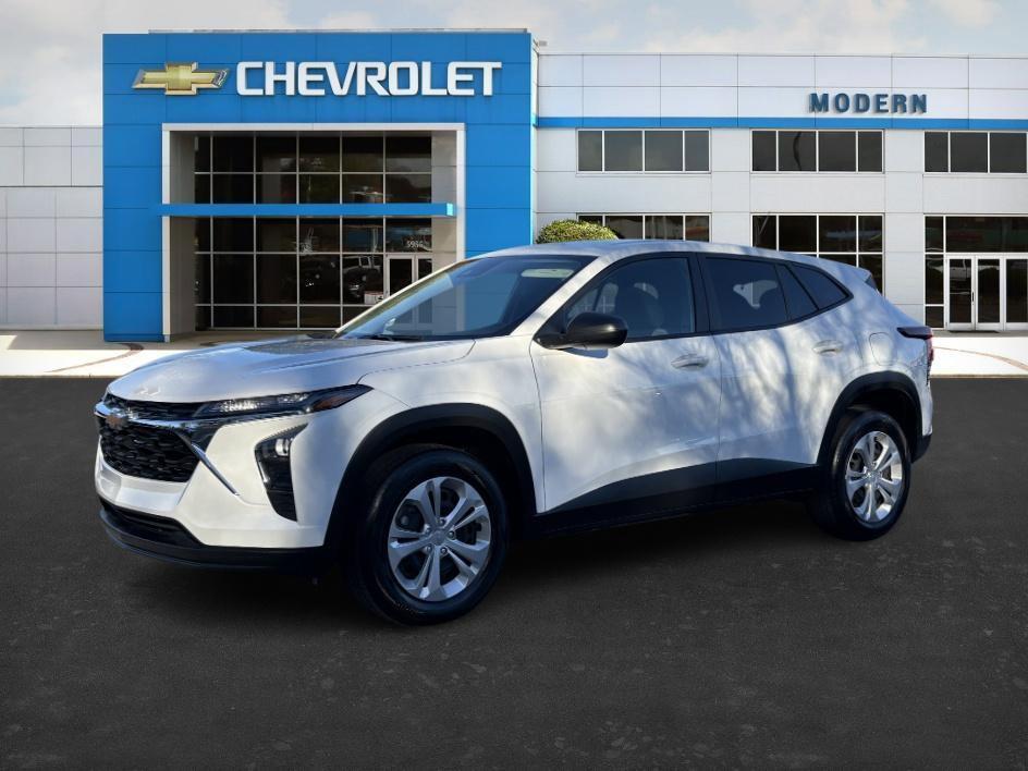 used 2025 Chevrolet Trax car, priced at $20,986