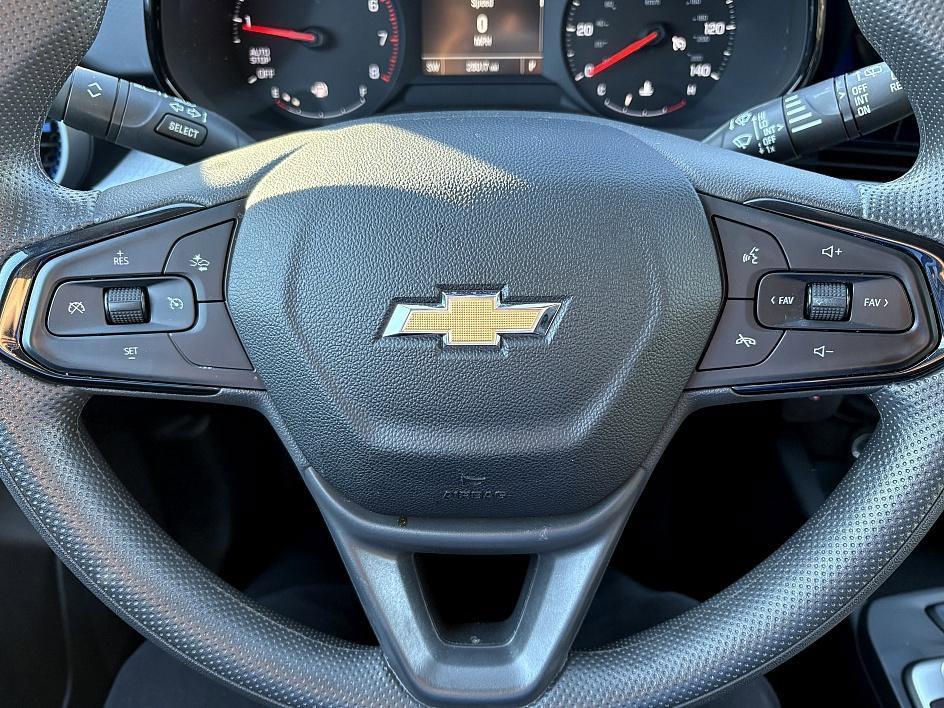 used 2025 Chevrolet Trax car, priced at $20,986