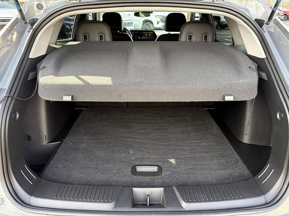 used 2024 Chevrolet Trax car, priced at $20,719