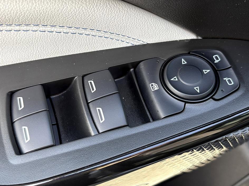 used 2024 Chevrolet Trax car, priced at $20,719